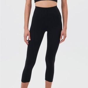 Split59 Cropped Leggings